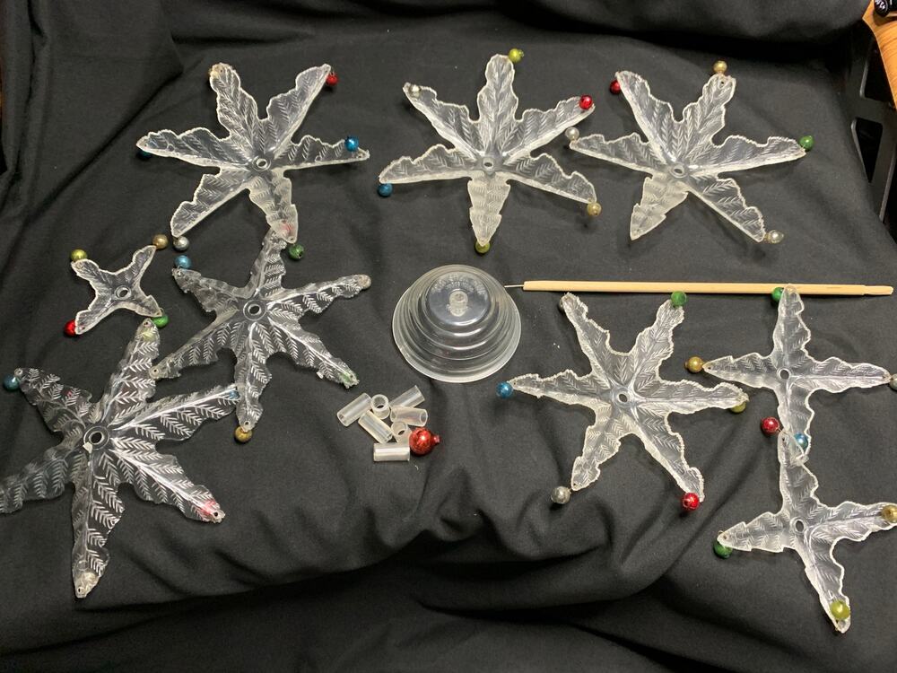 1950s Peerless Crystal Pine Christmas Tree Clear Plastic Mercury Glass